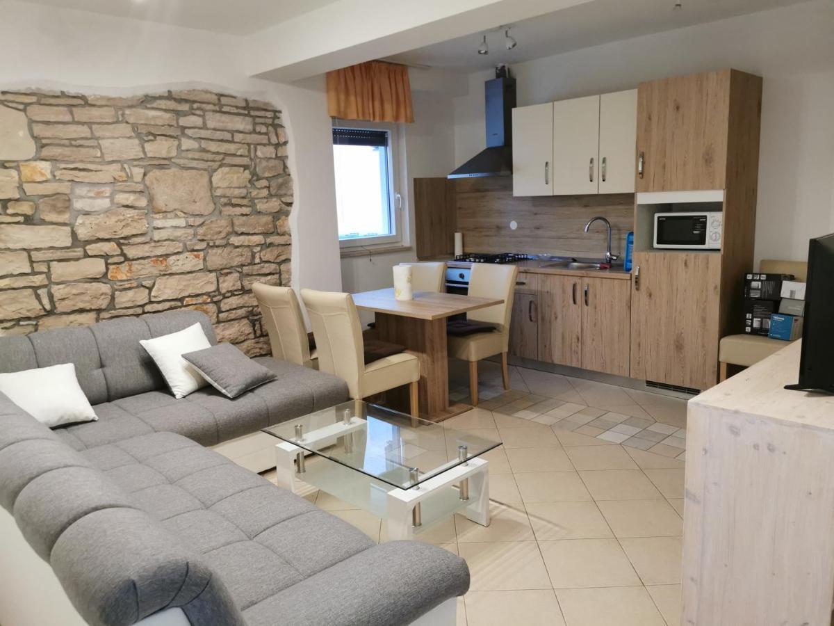 Meressa Paolia Apartments Novigrad Istria المظهر الخارجي الصورة