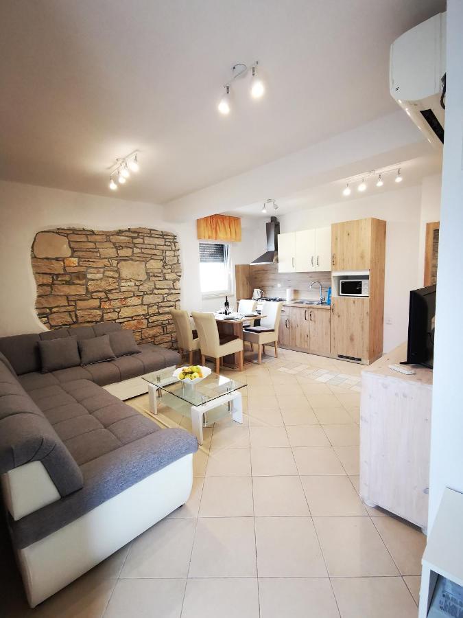 Meressa Paolia Apartments Novigrad Istria المظهر الخارجي الصورة